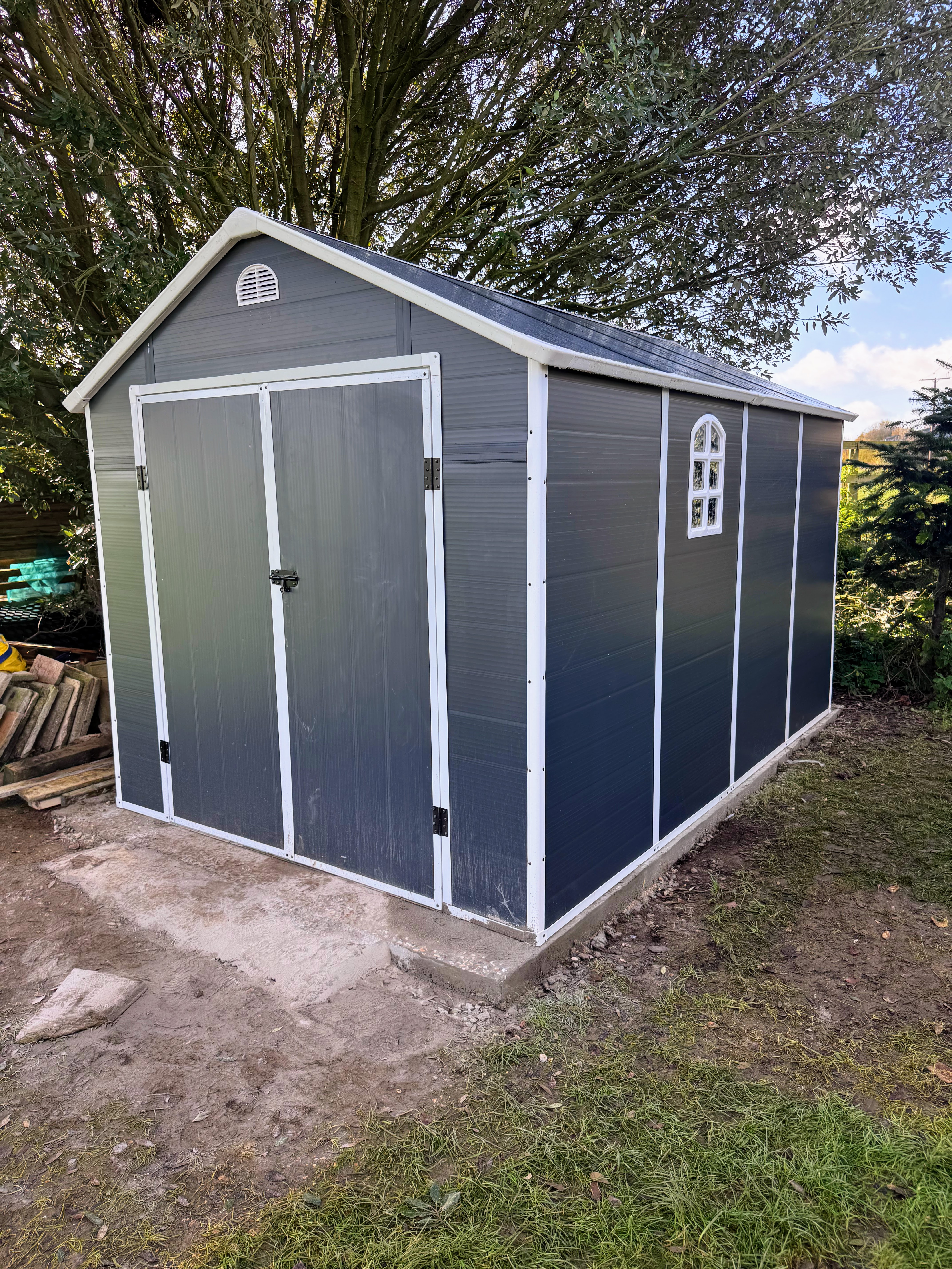 Shed or cabin build in Somerset